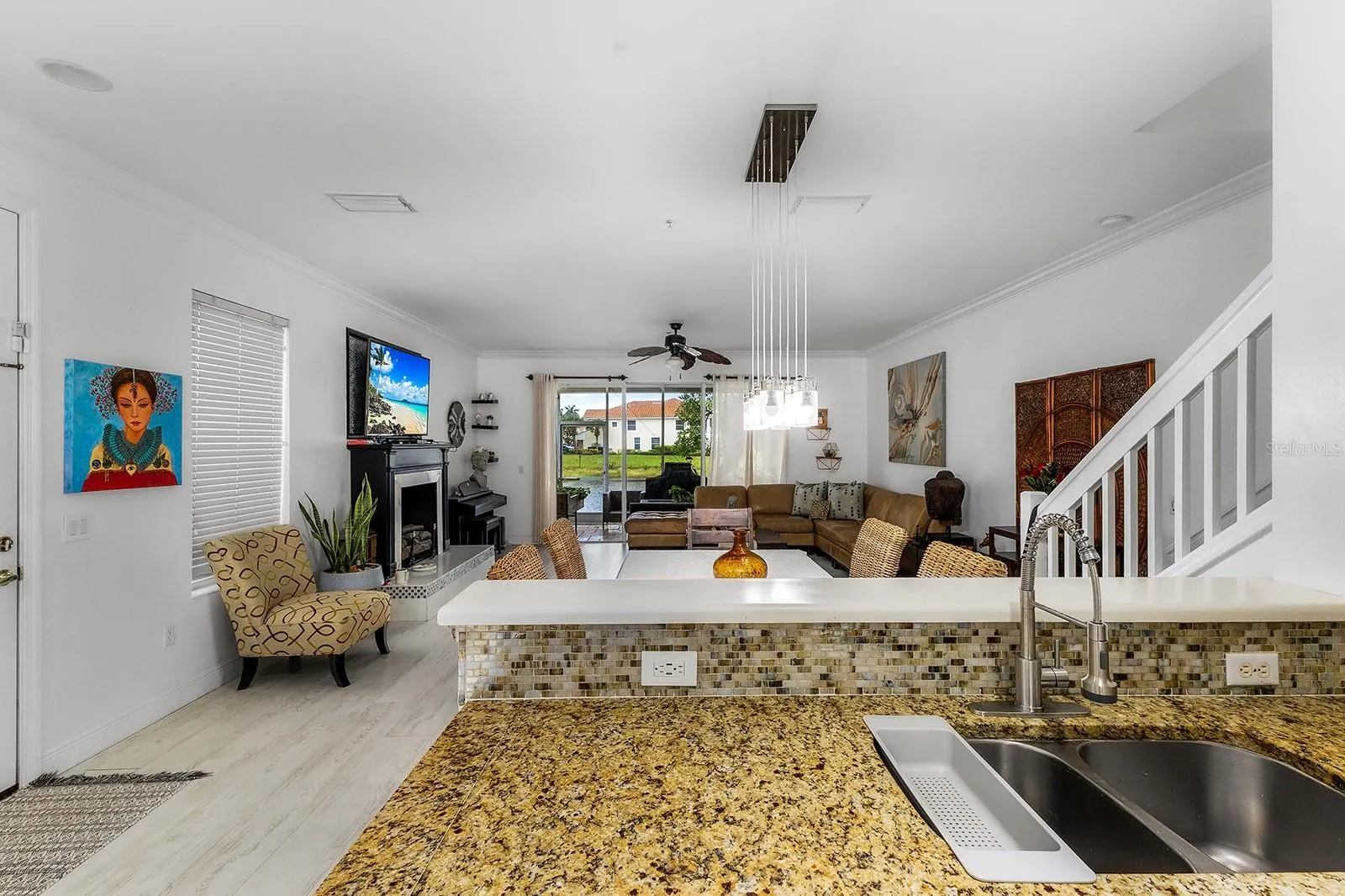 1064 HAMPTON CIR #54, #54