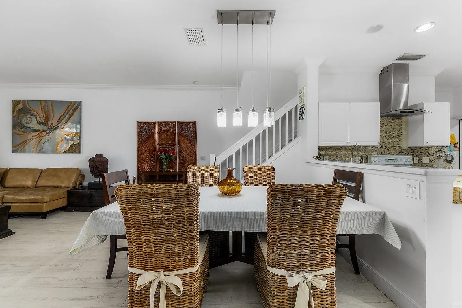 1064 HAMPTON CIR #54, #54