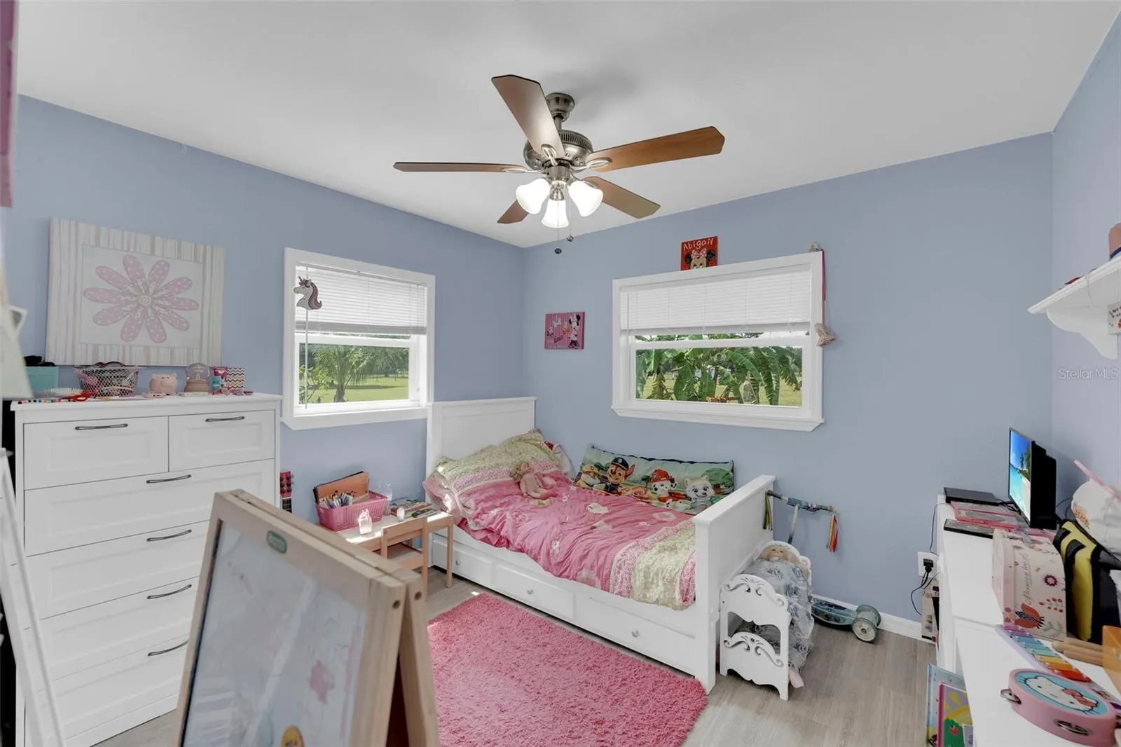 1133 CRESCENT AVE