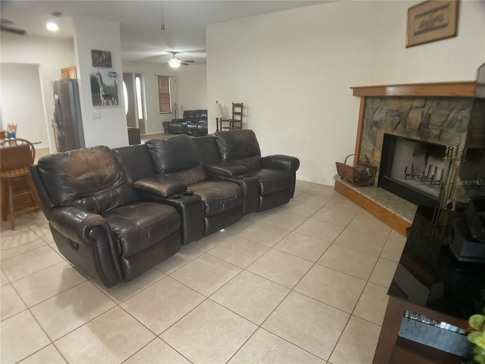 7211 SW GROVE DR