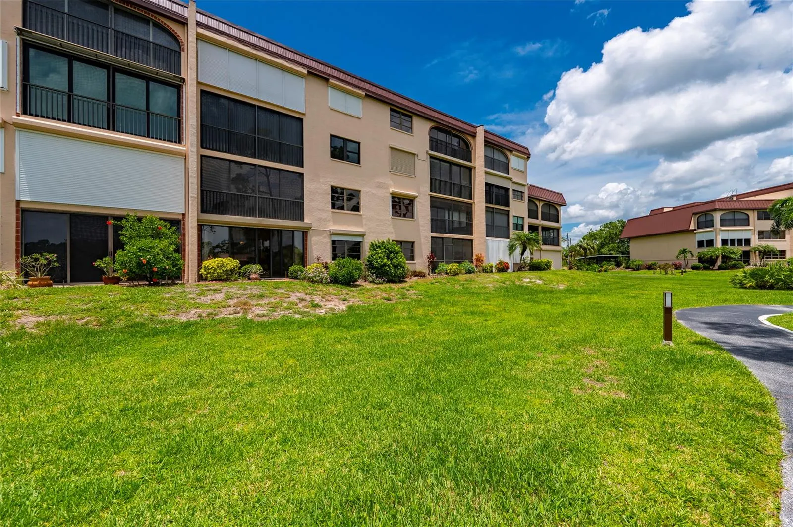 23465 HARBORVIEW RD #814, #814
