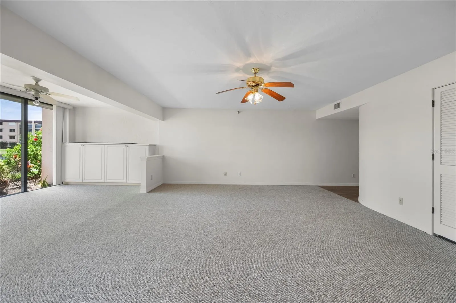 23465 HARBORVIEW RD #814, #814