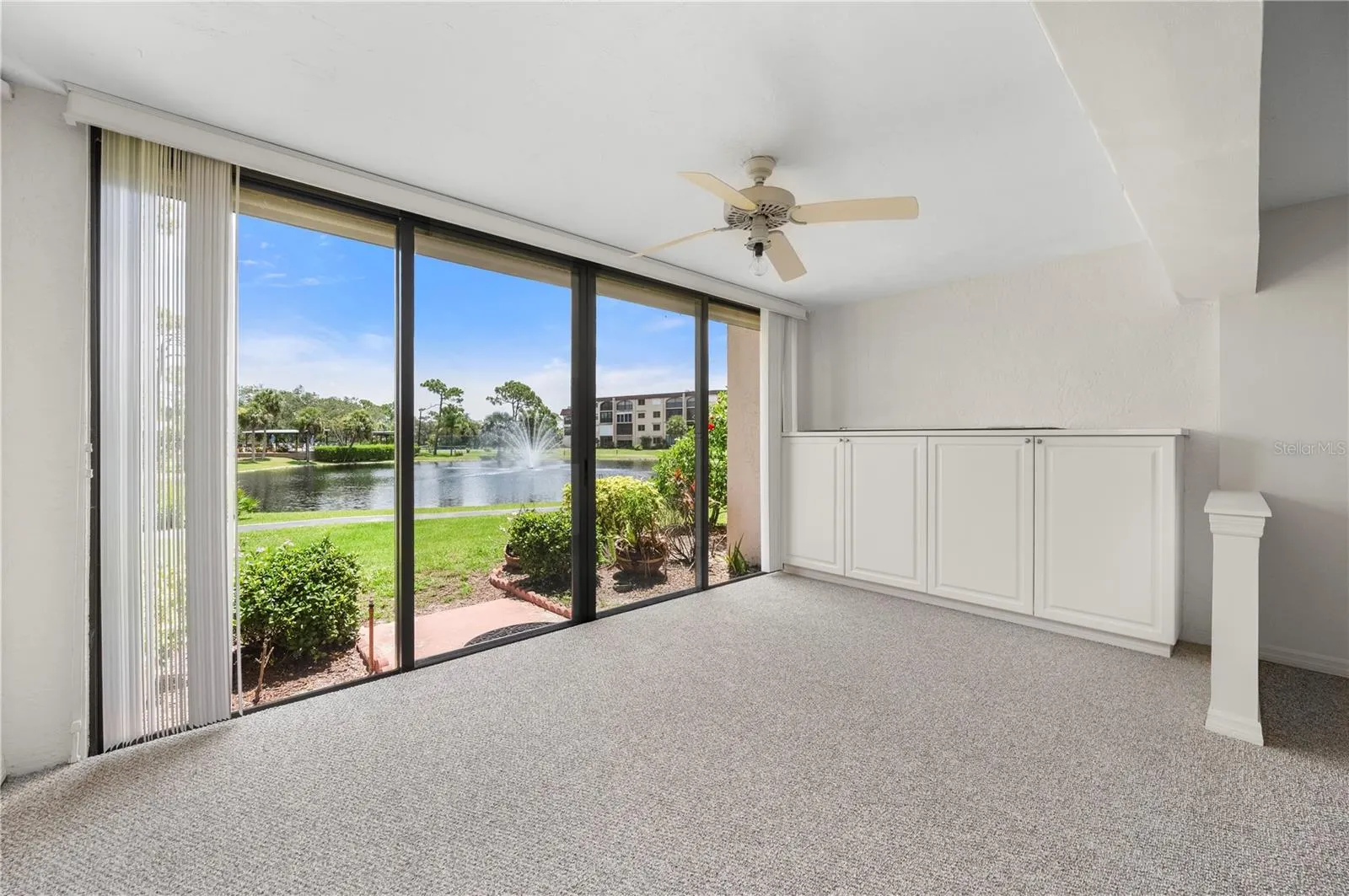 23465 HARBORVIEW RD #814, #814