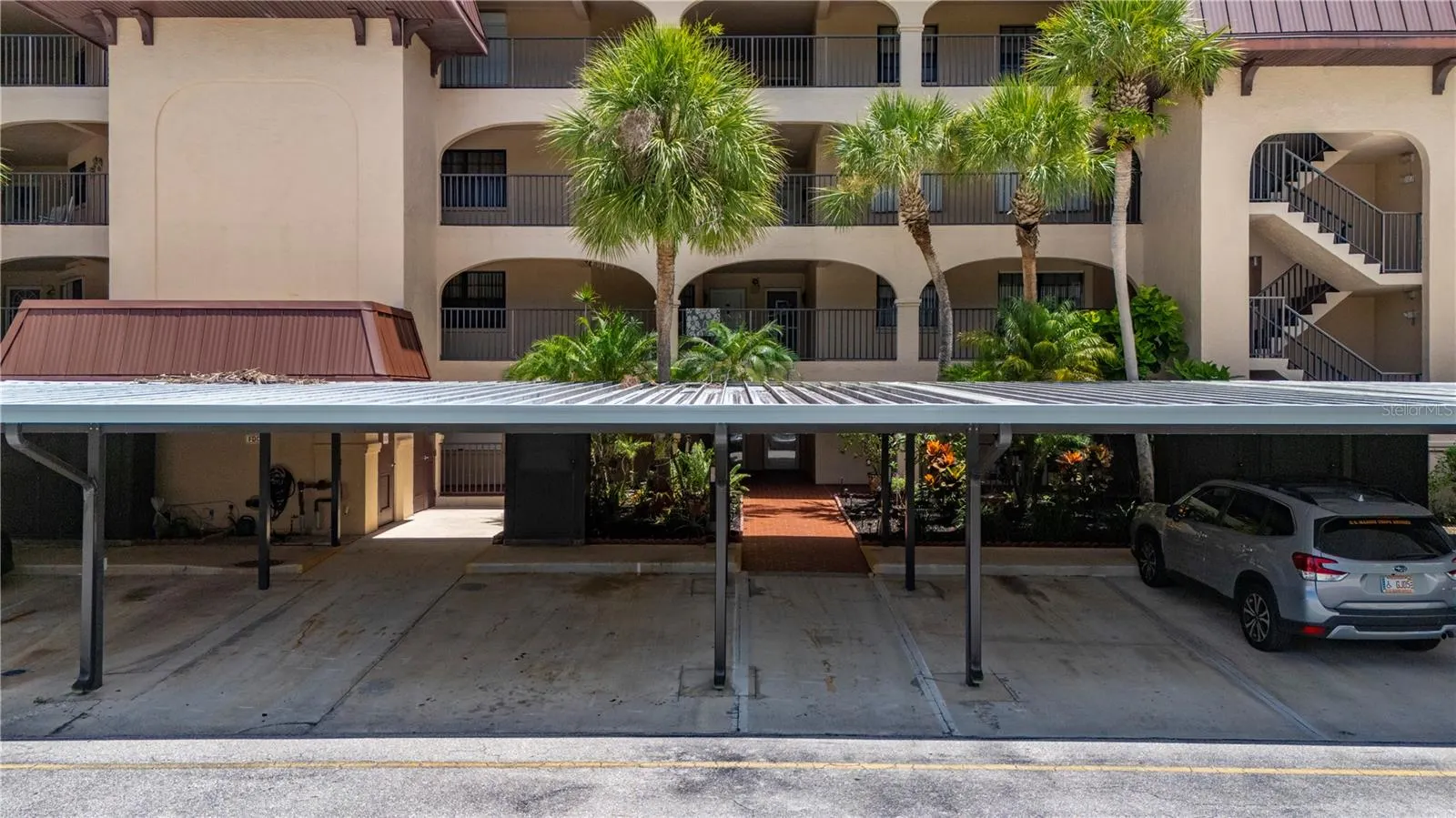 23465 HARBORVIEW RD #814, #814