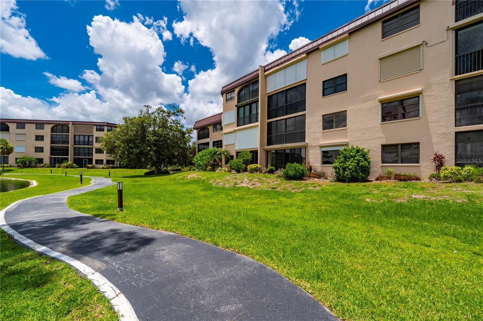 23465 HARBORVIEW RD #814, #814