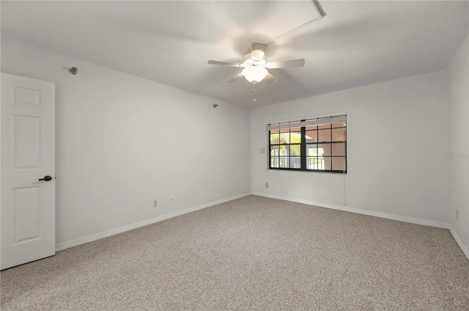 23465 HARBORVIEW RD #814, #814