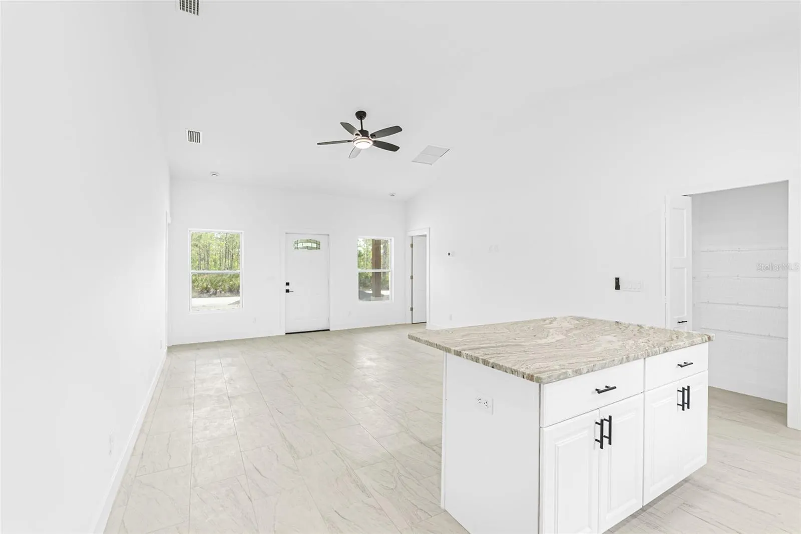 27159 ALHAMBRA DR