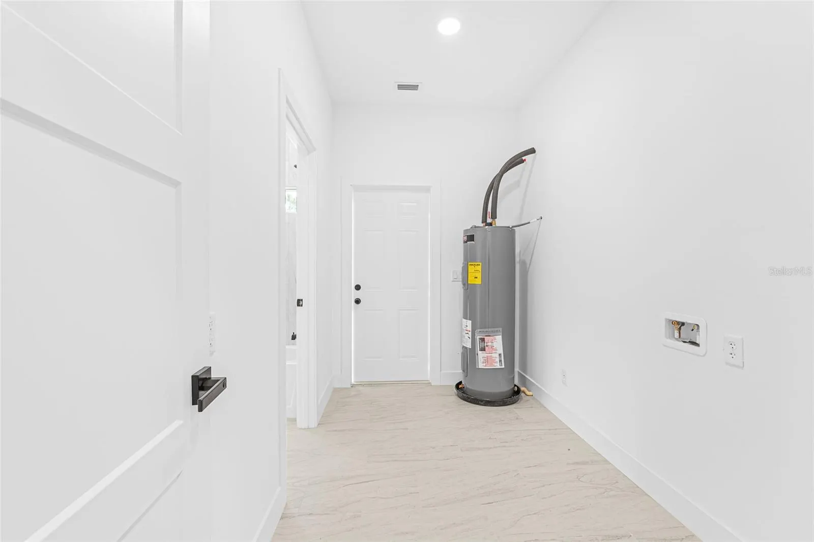27159 ALHAMBRA DR