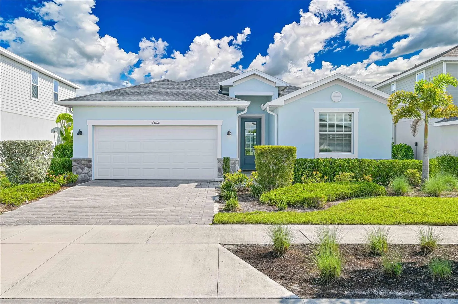 17860 WOODLAND CT