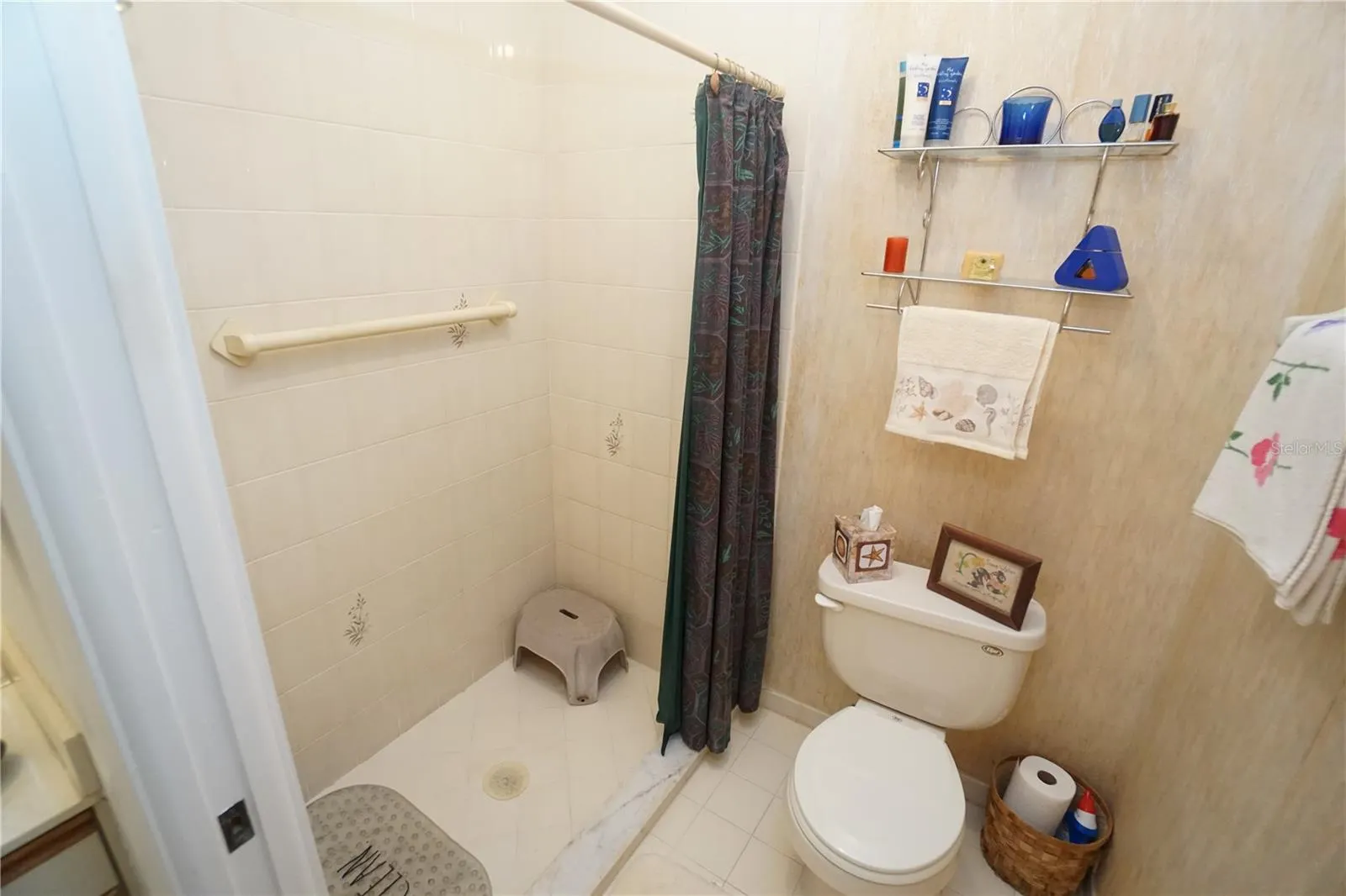 25068 HARBORVIEW RD #4C, #4C