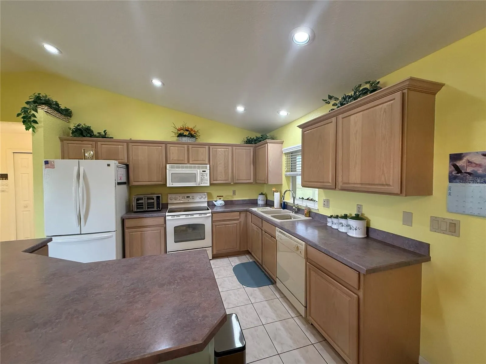4405 WILLOW TRL