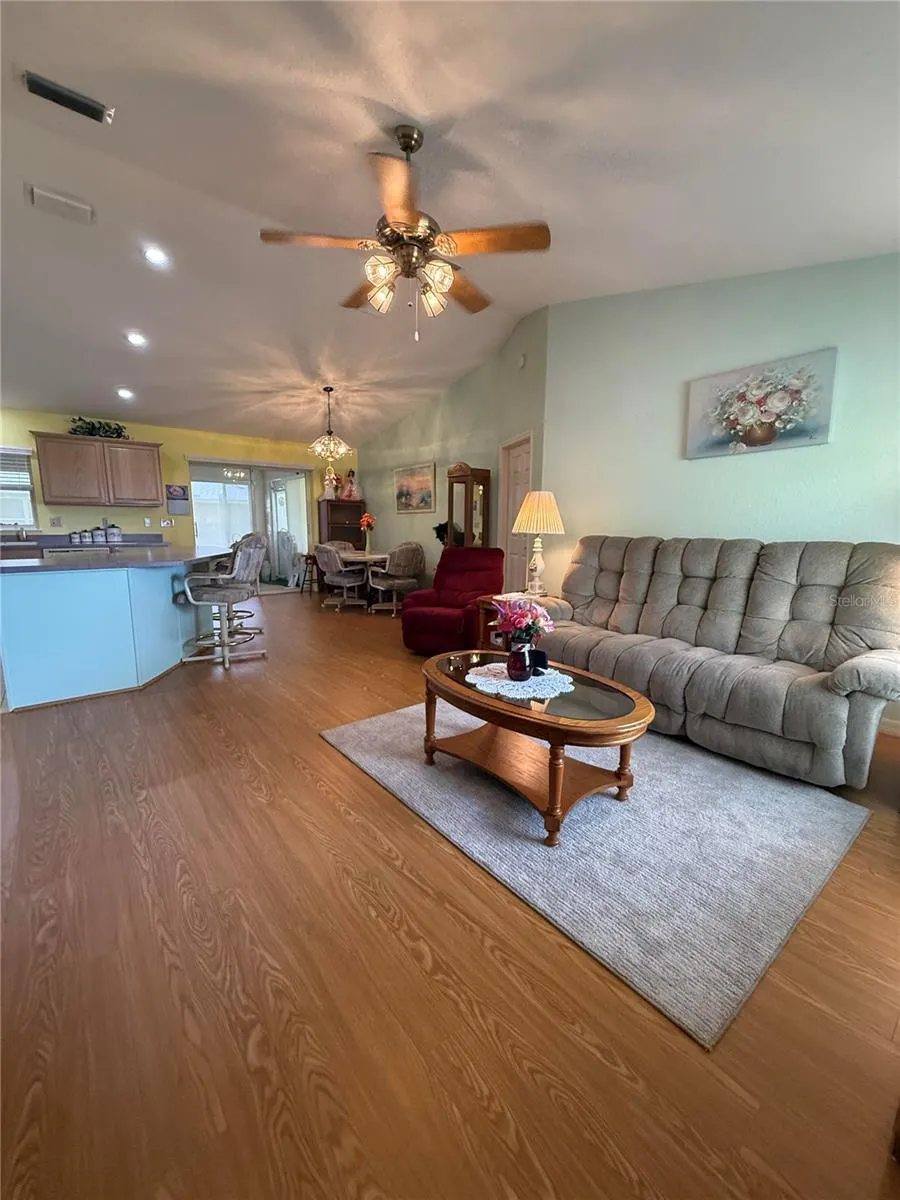 4405 WILLOW TRL