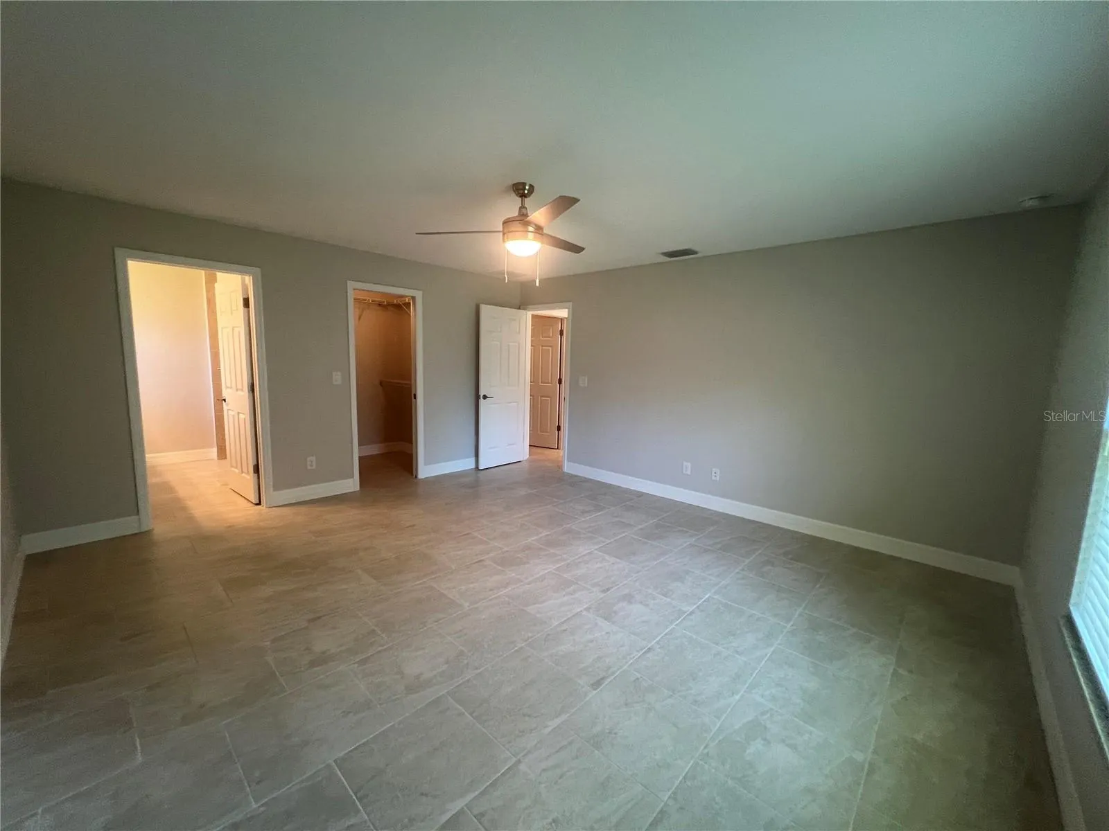 4895 LAS ALMANOS AVE