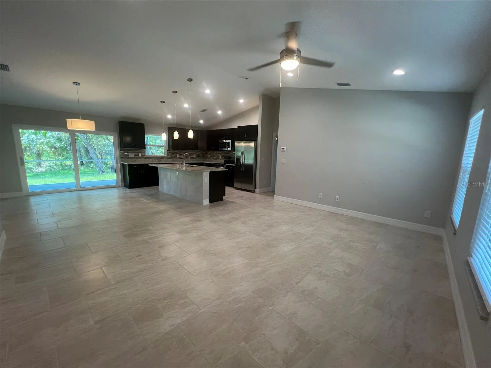 4895 LAS ALMANOS AVE