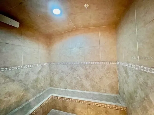 3321 SUNSET KEY CIR #501, #501