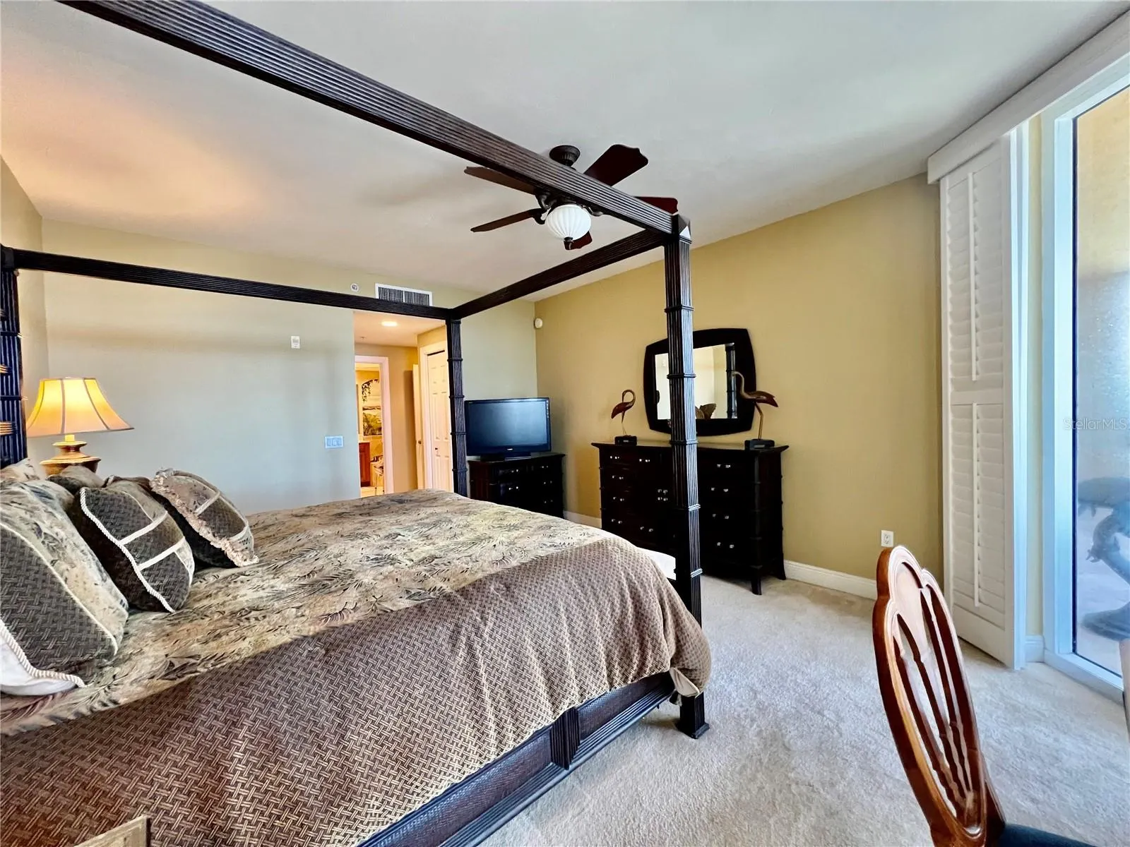 3321 SUNSET KEY CIR #501, #501