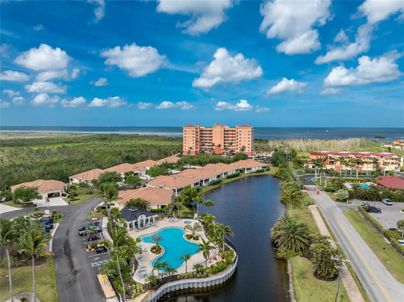 3321 SUNSET KEY CIR #501, #501