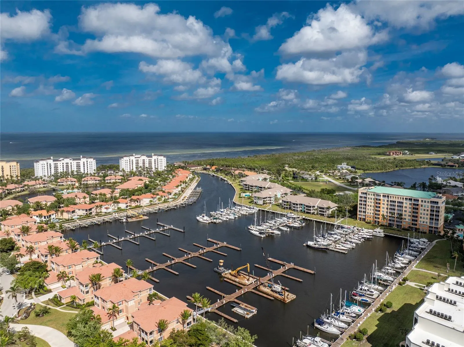 3321 SUNSET KEY CIR #501, #501
