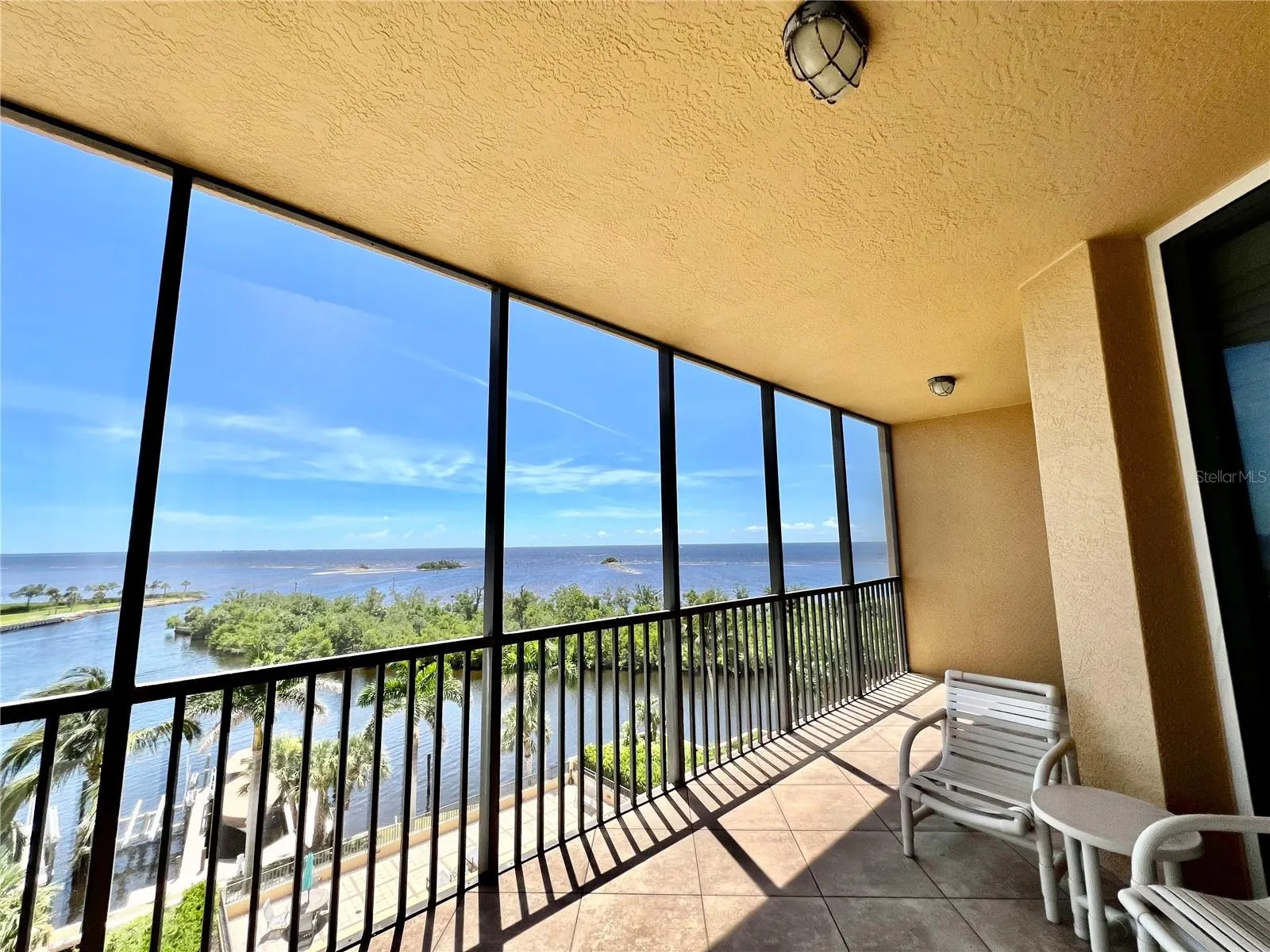 3321 SUNSET KEY CIR #501, #501