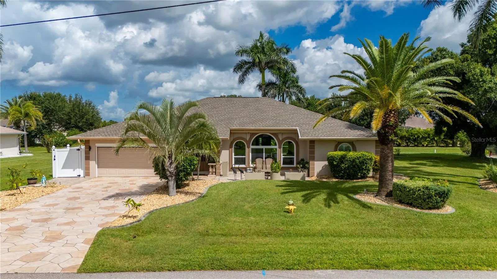 26176 ARGENTINA DR