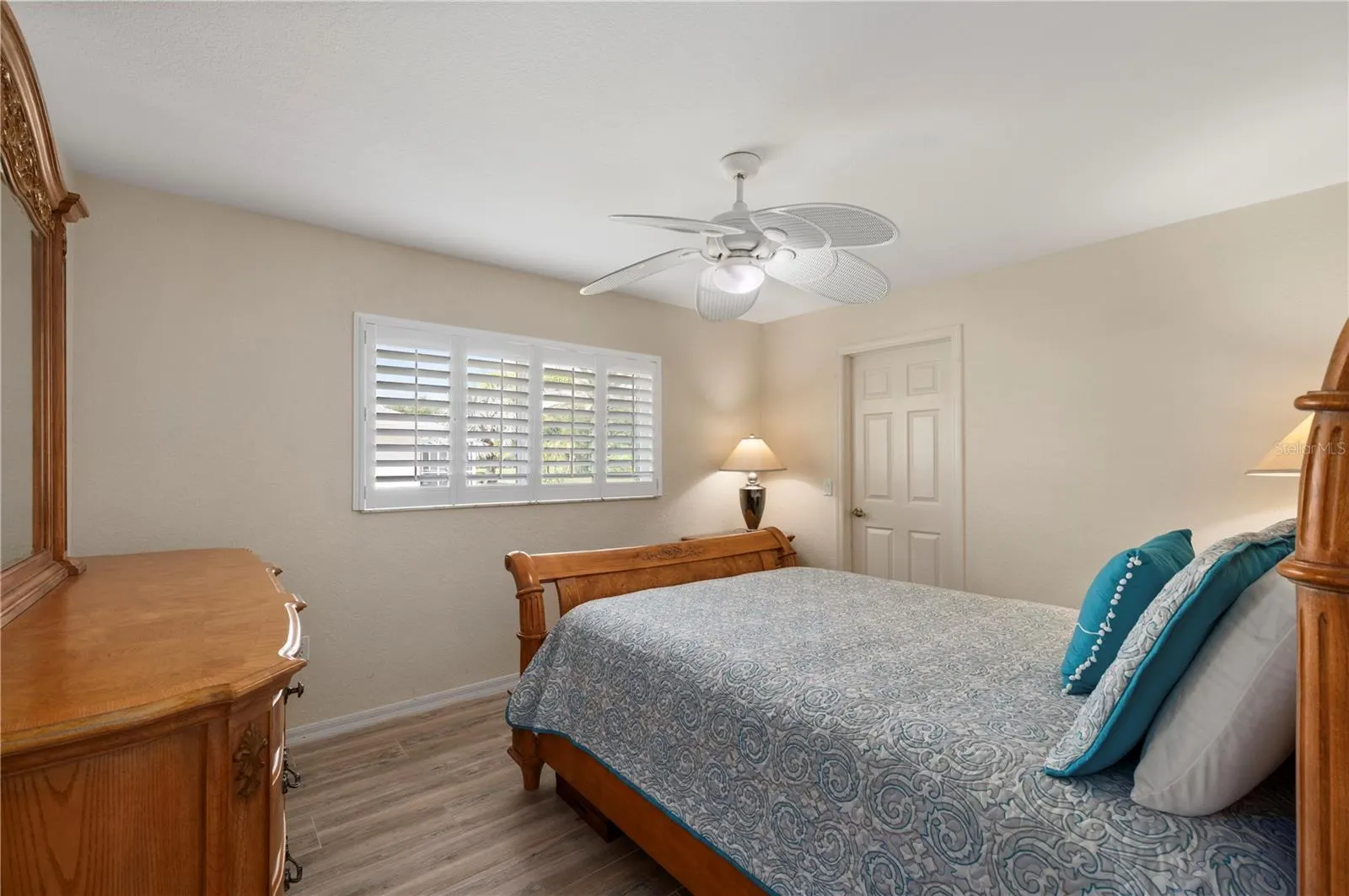 26176 ARGENTINA DR
