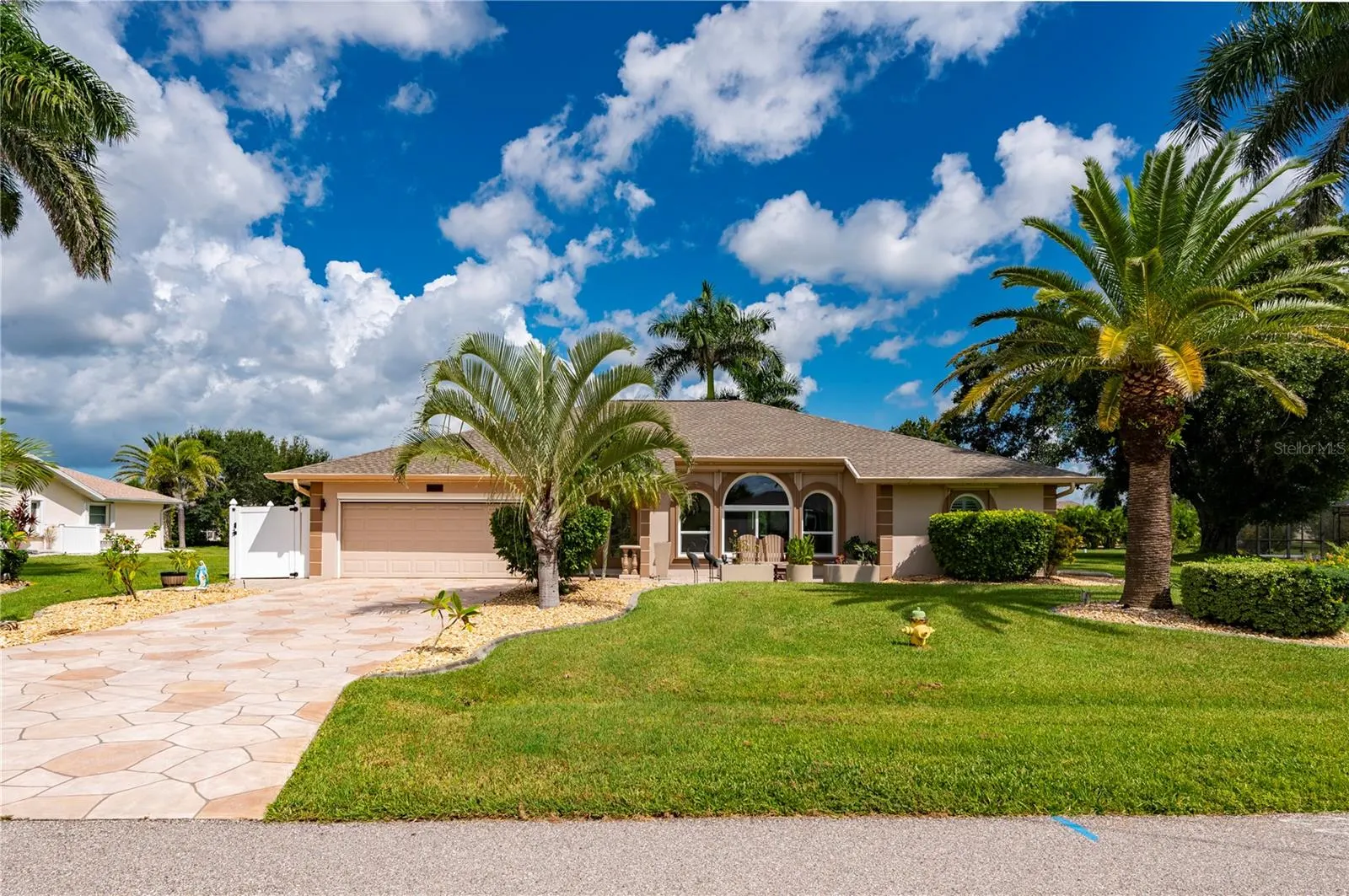 26176 ARGENTINA DR
