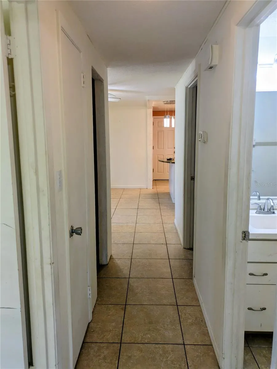 508 N QUINCY RD