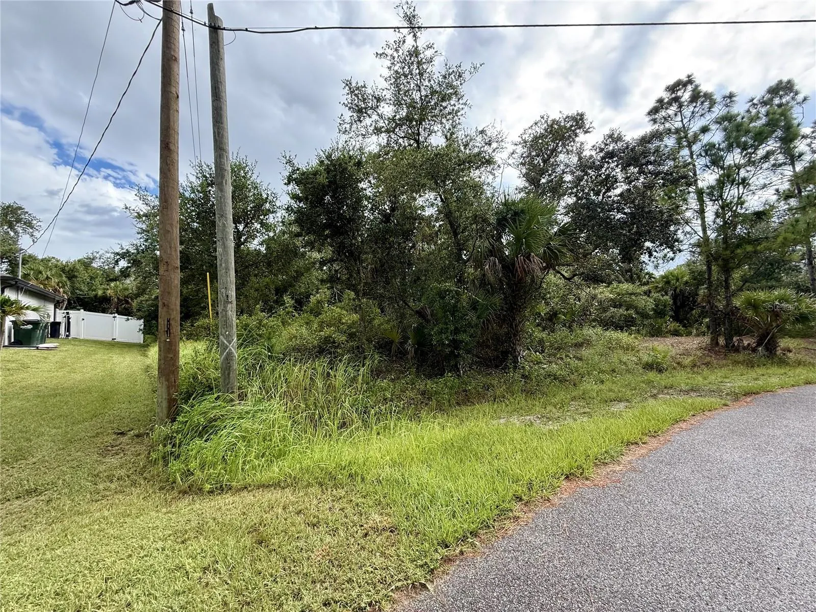 LANAI AVE