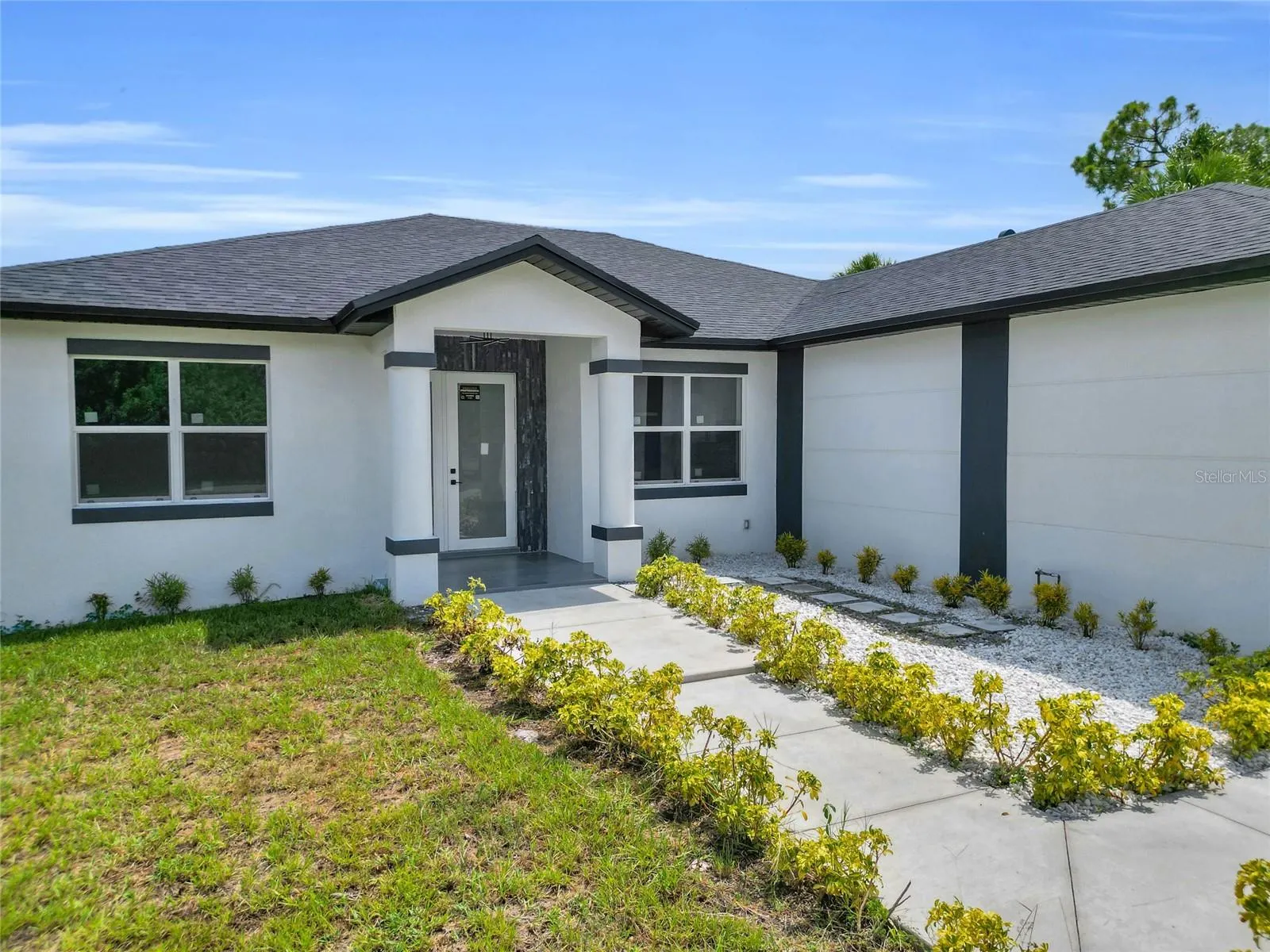 535 AZALEA AVE NW