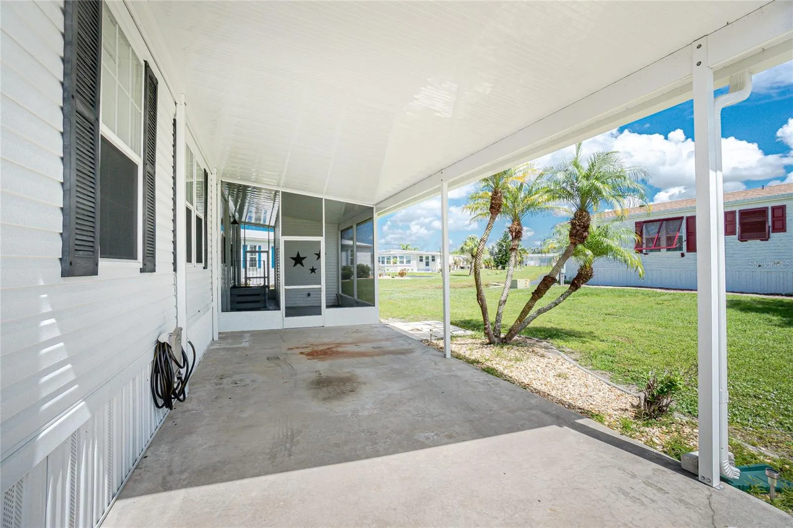 1000 KINGS HWY #390, #390