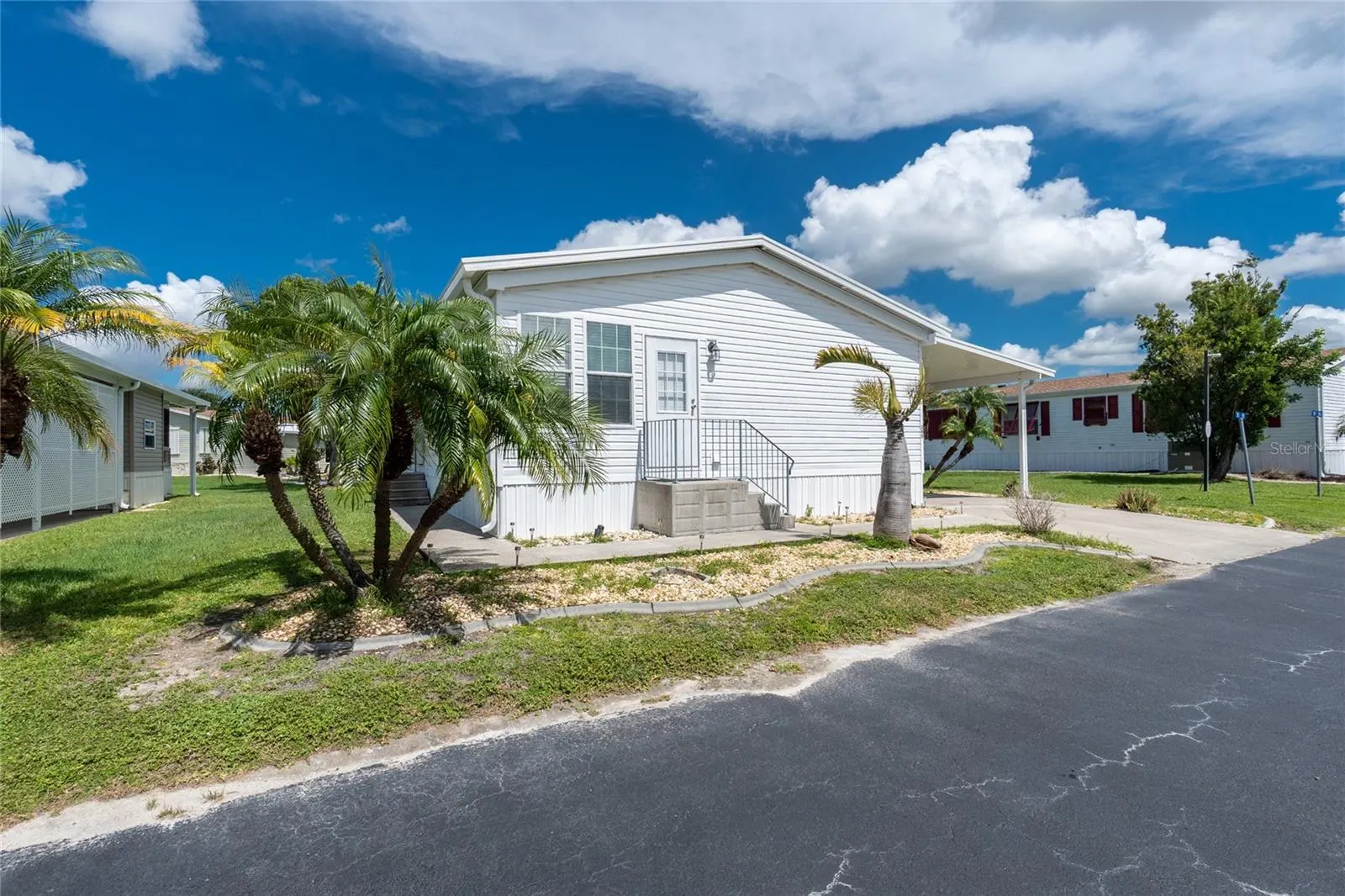 1000 KINGS HWY #390, #390