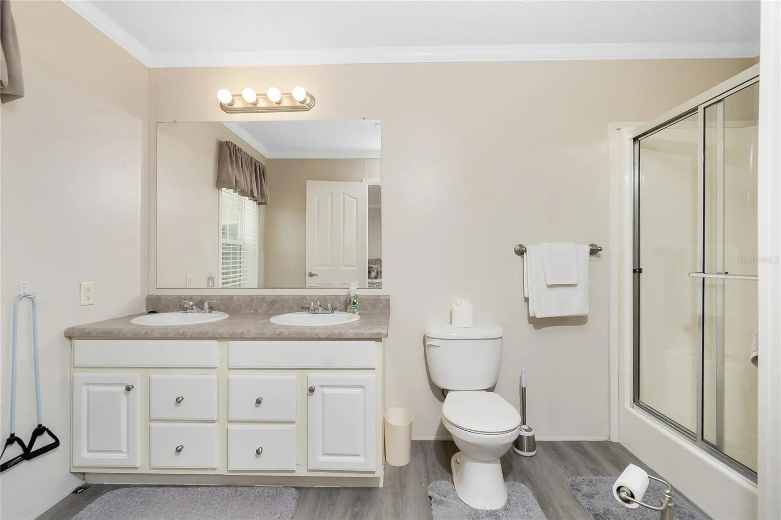 1000 KINGS HWY #390, #390