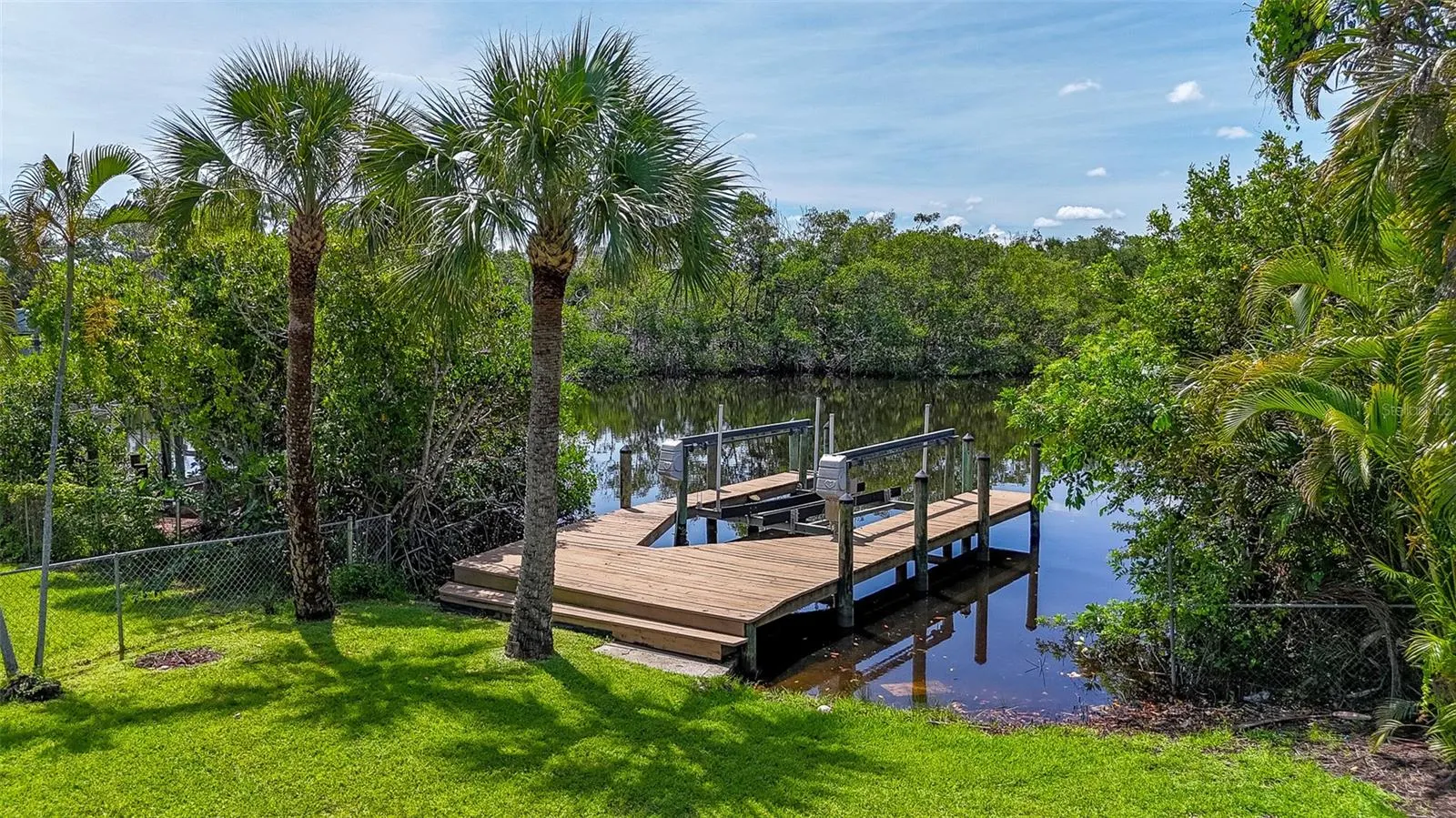 457 GRENIER DR