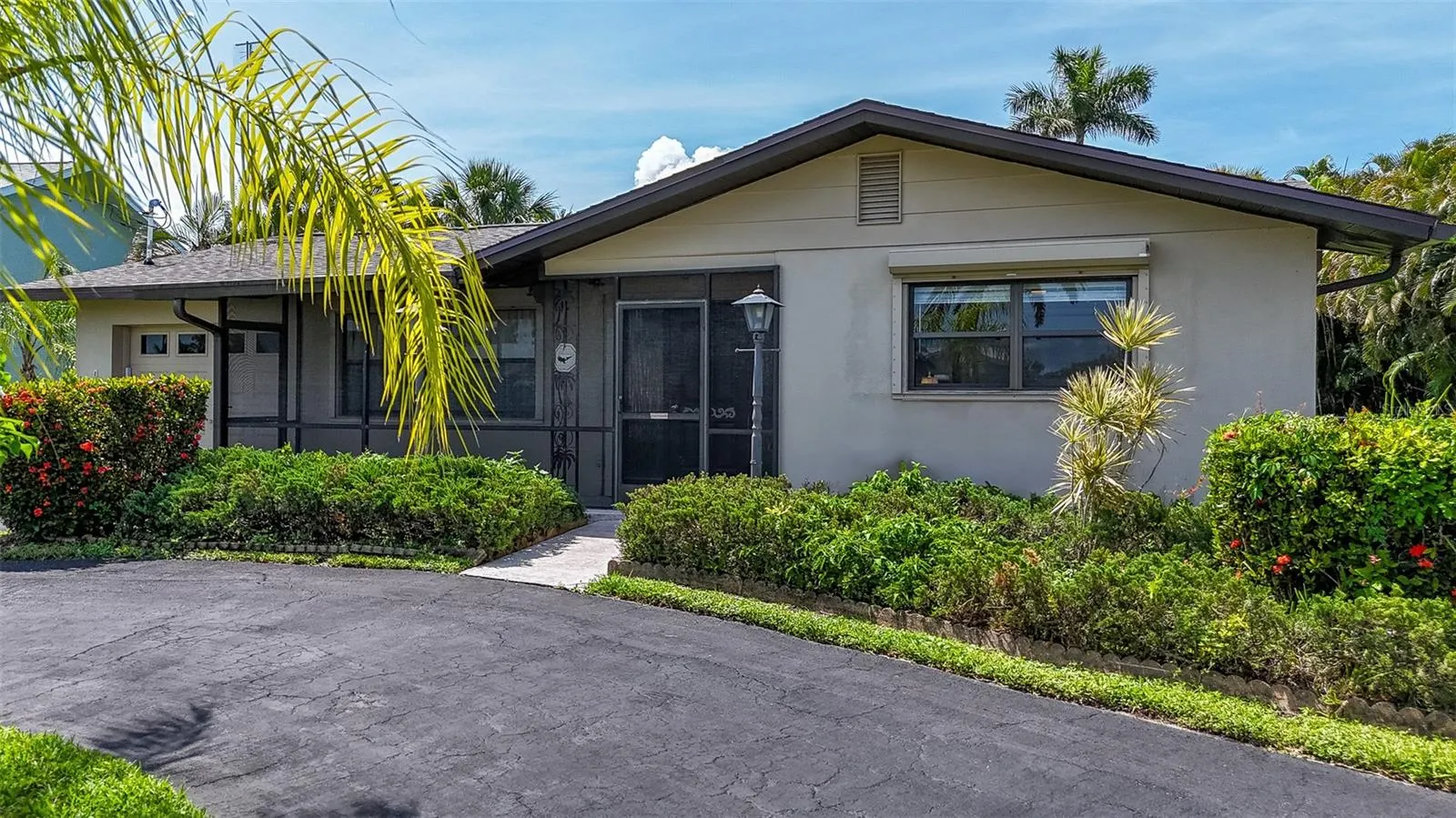 457 GRENIER DR
