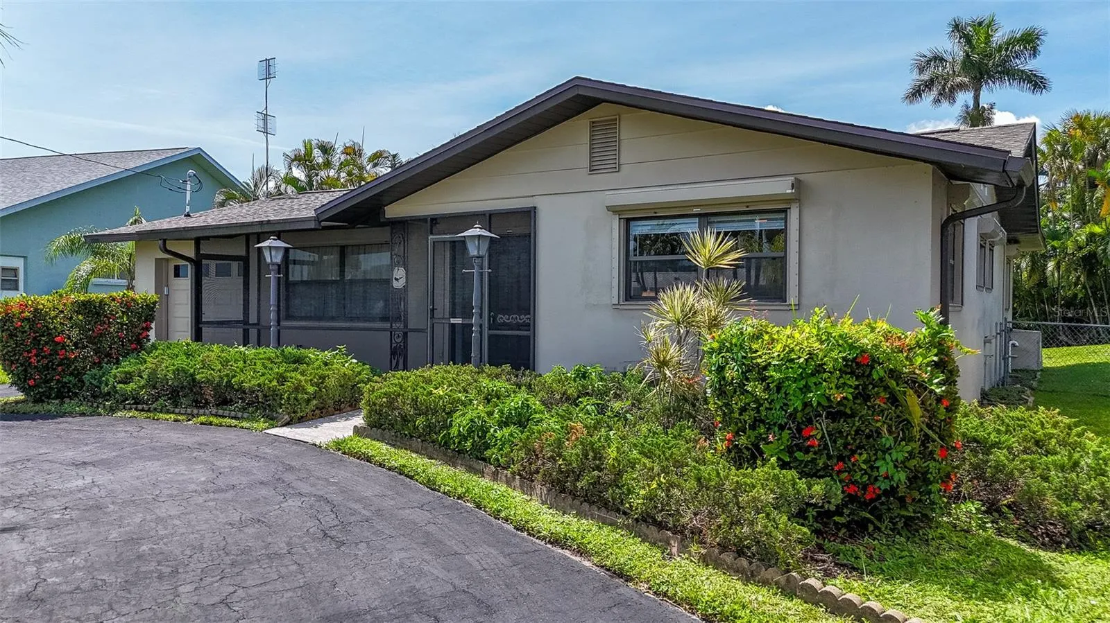 457 GRENIER DR