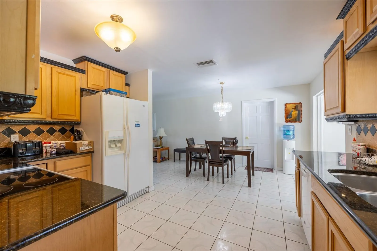 457 GRENIER DR