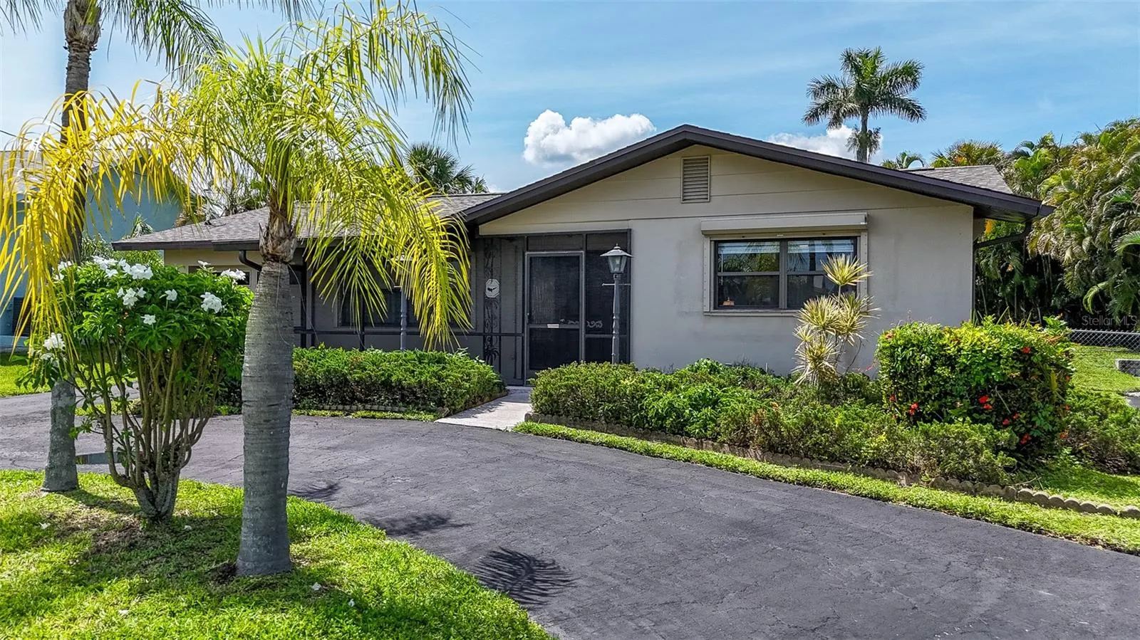457 GRENIER DR