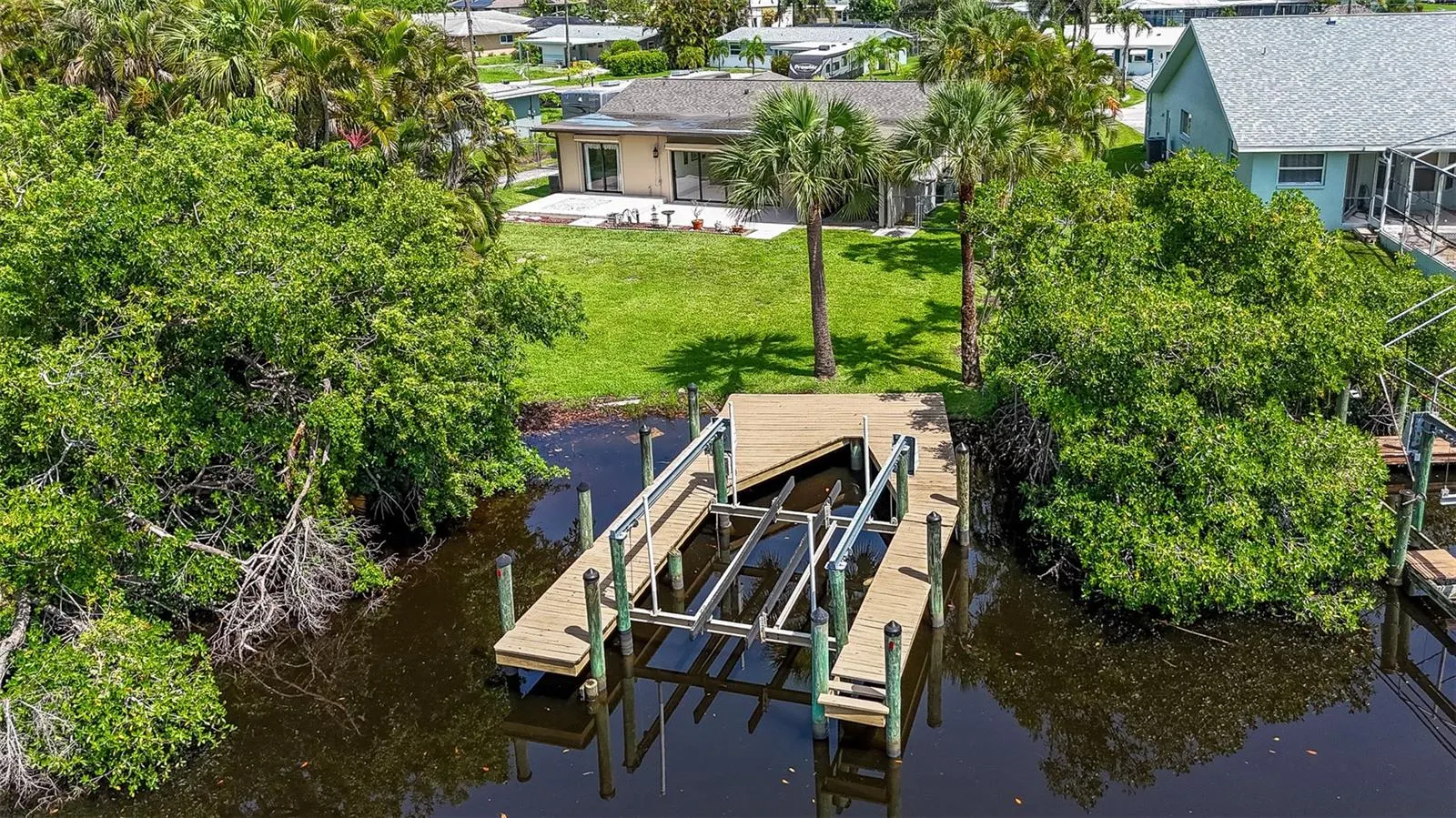 457 GRENIER DR