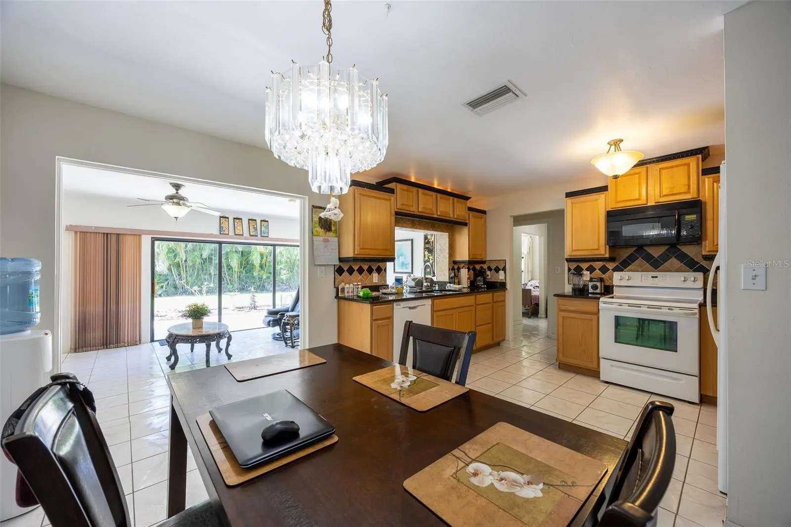 457 GRENIER DR