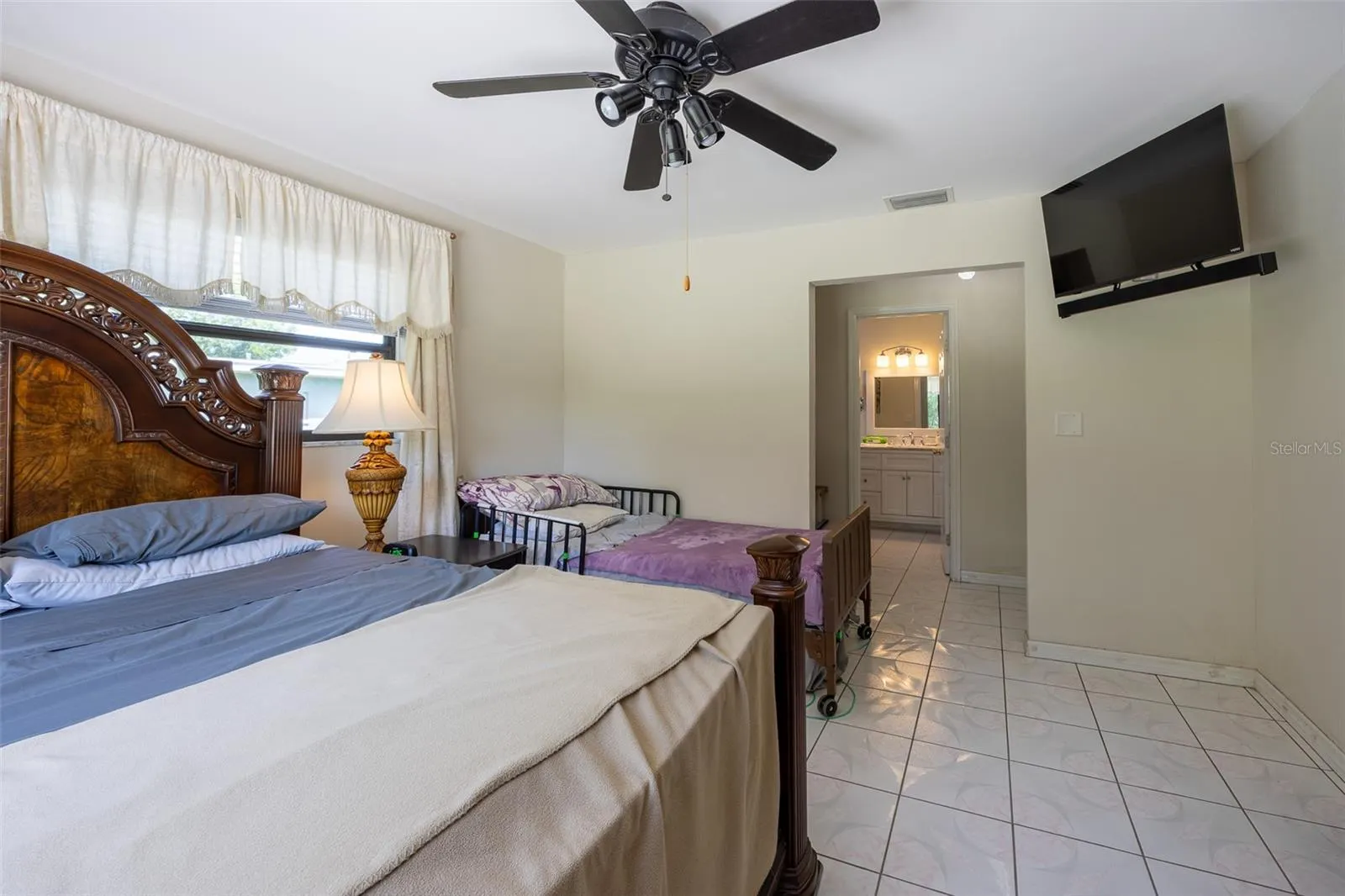 457 GRENIER DR