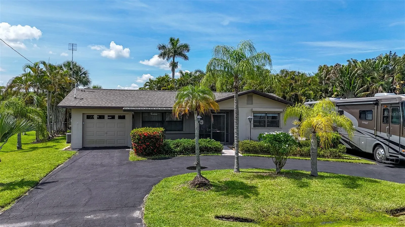 457 GRENIER DR
