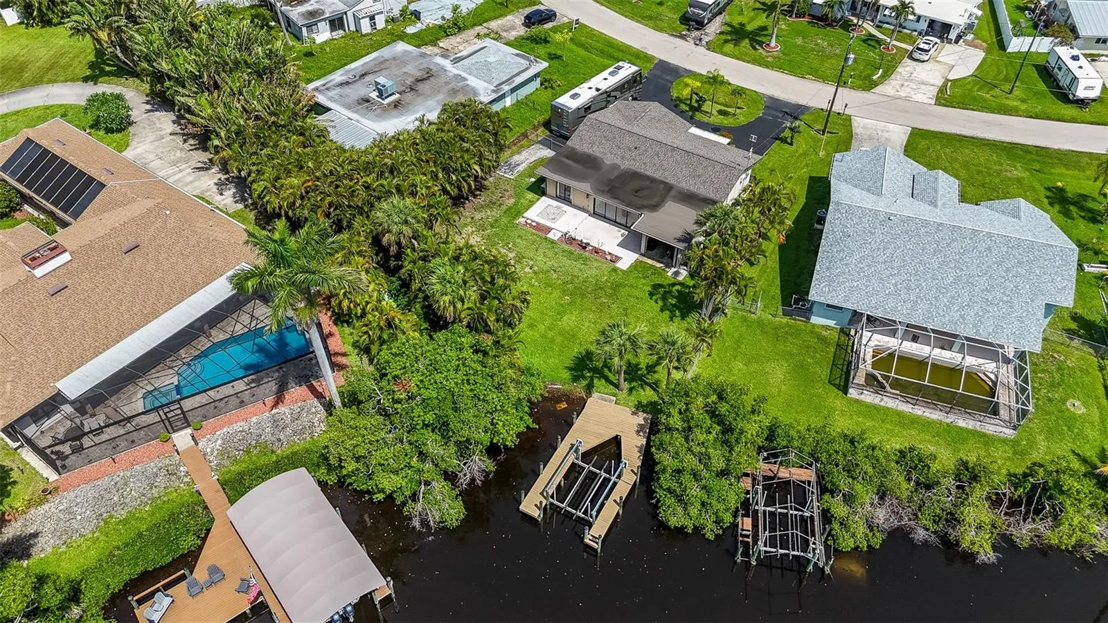 457 GRENIER DR
