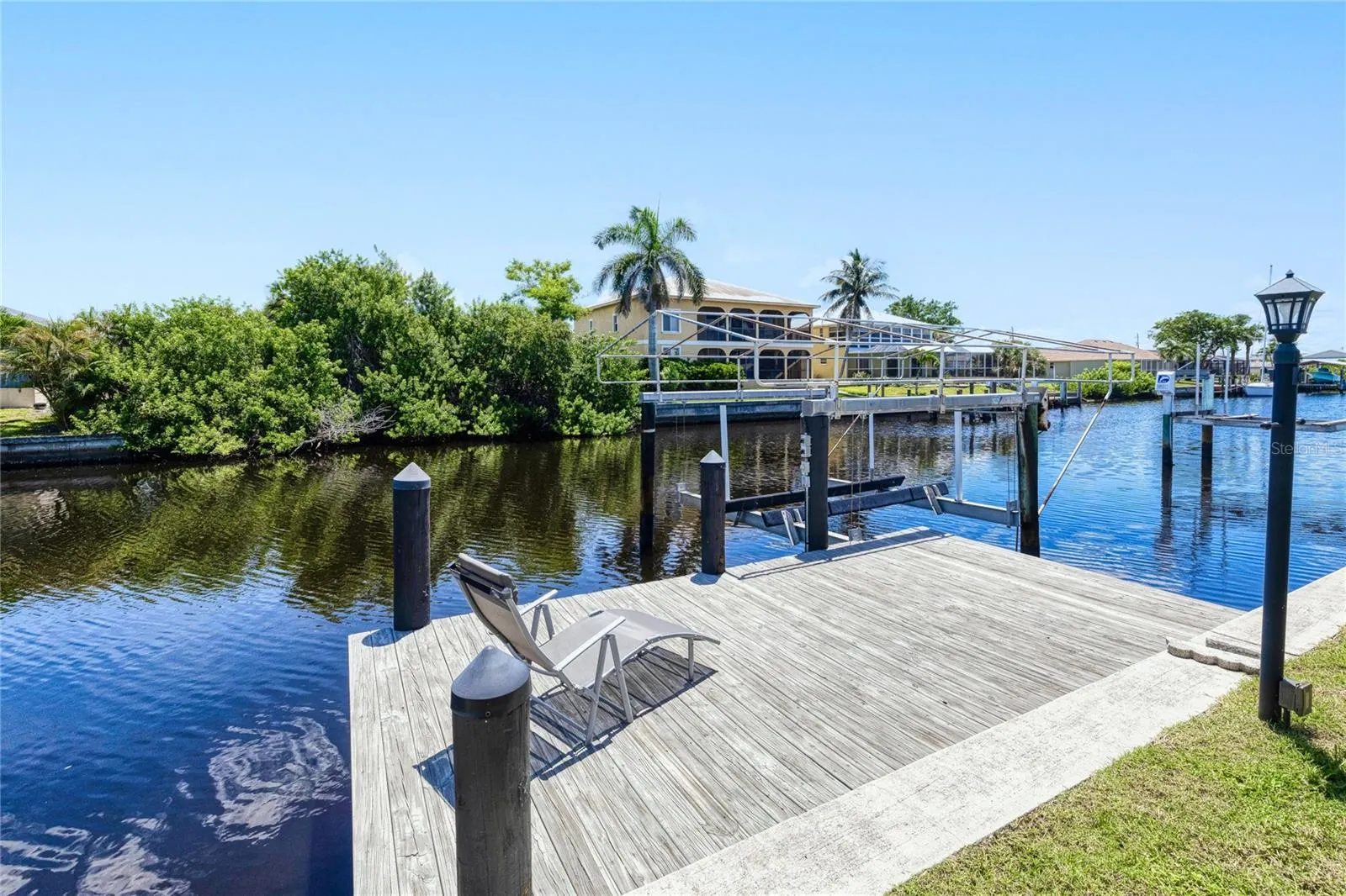 4226 PALM DR