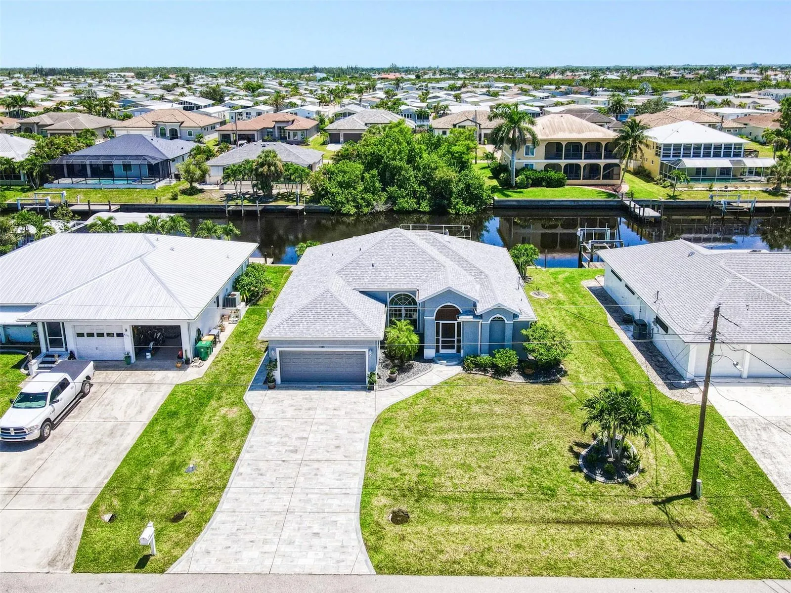 4226 PALM DR