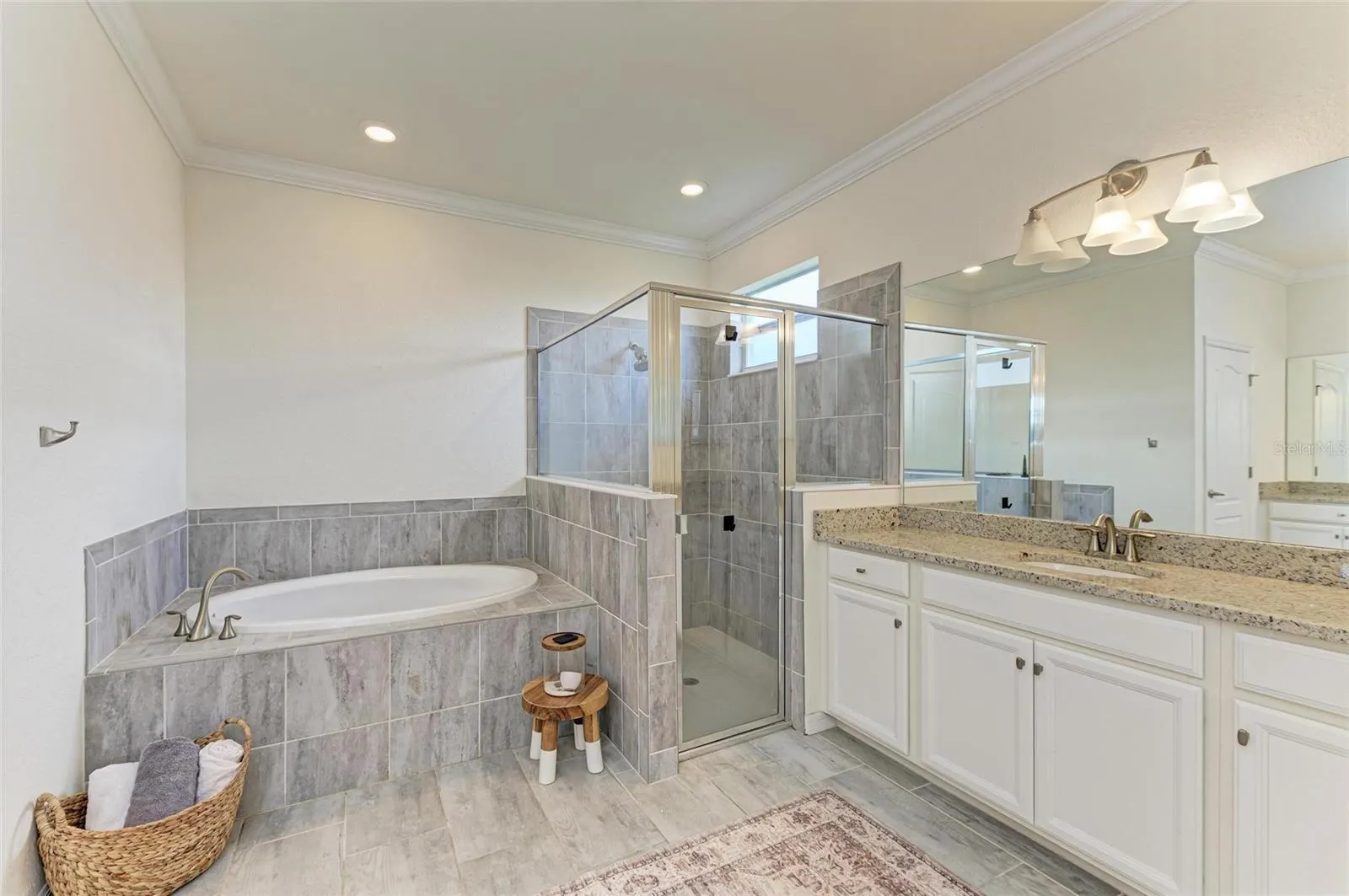 17541 WAYSIDE BND