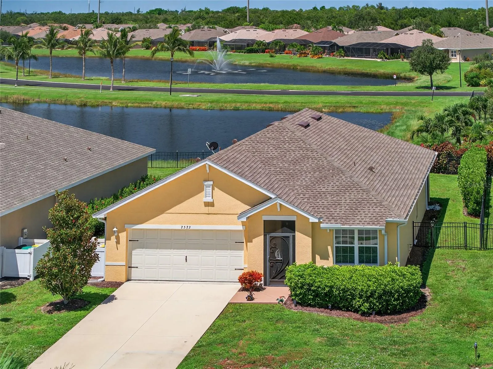 7573 MIKASA DR