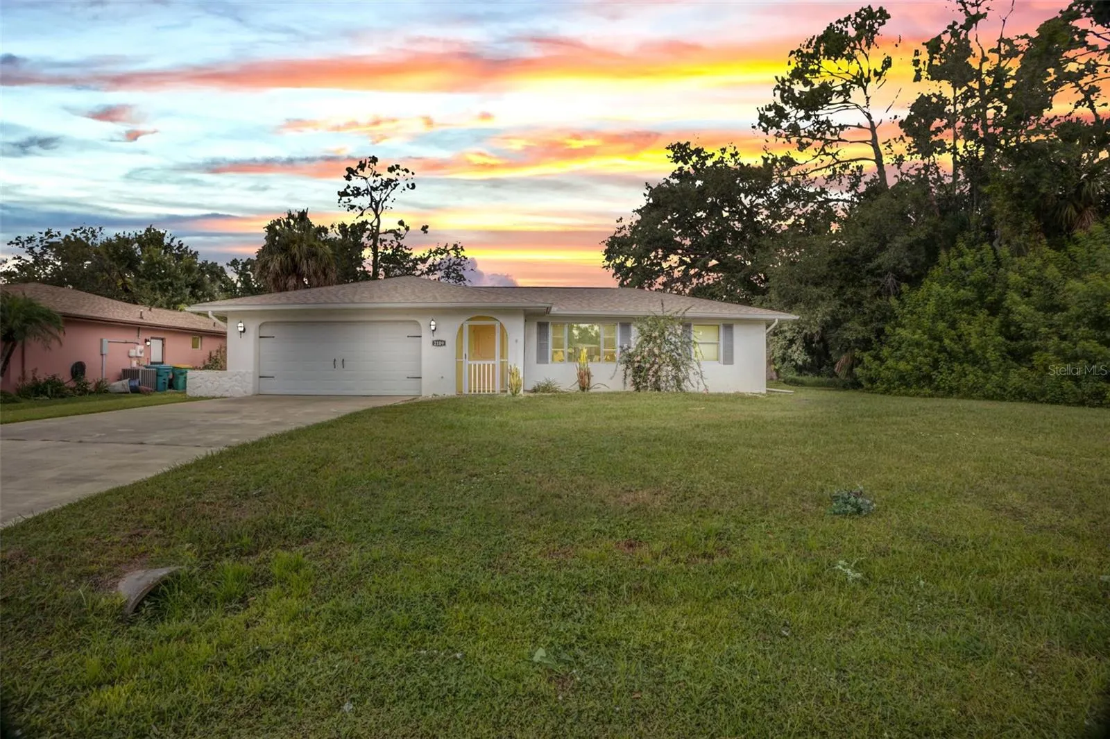 2109 LAKE VIEW BLVD