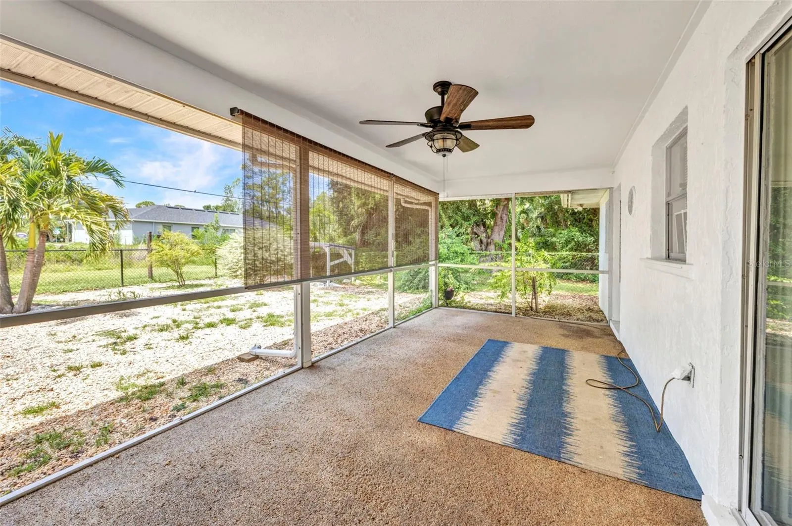 2109 LAKE VIEW BLVD