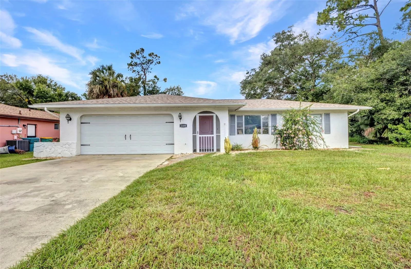 2109 LAKE VIEW BLVD