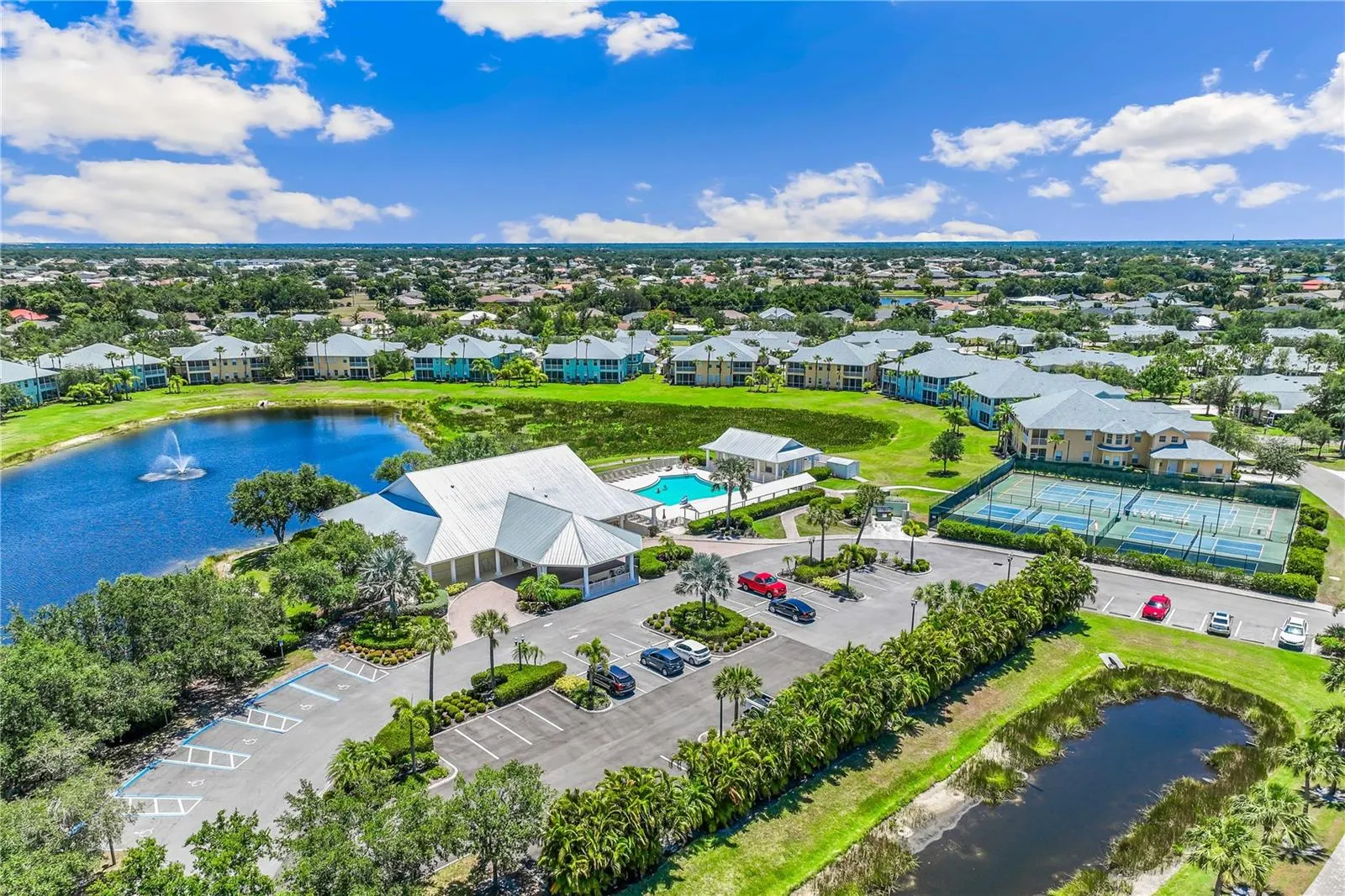 2147 ROYAL TERN CIR